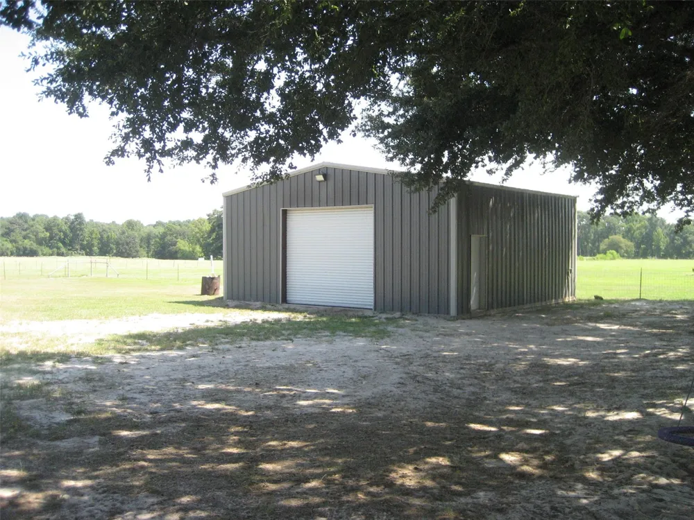 627 Fm-2423 Grapeland, TX 75844