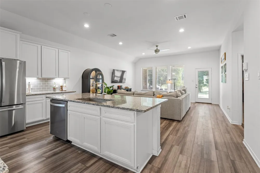 152 Leila Lane New Waverly, TX 77358