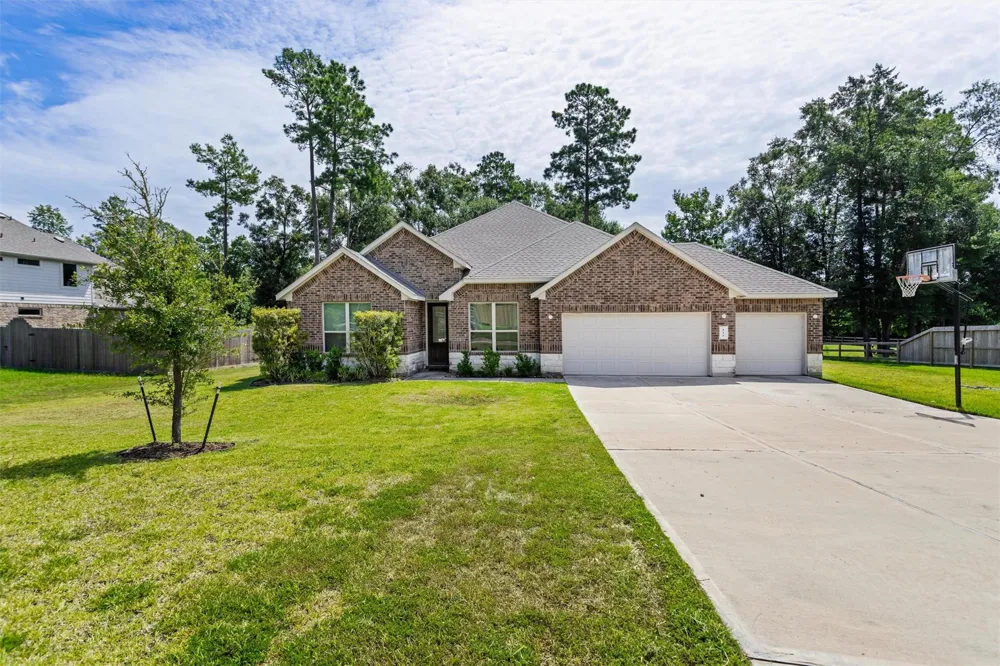 152 Leila Lane New Waverly, TX 77358