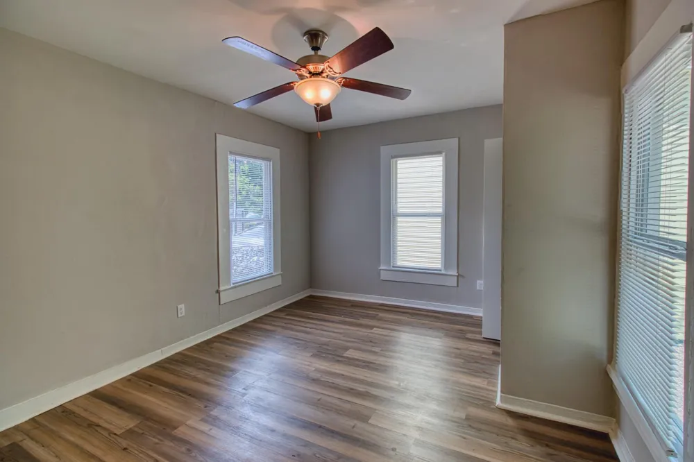 3201 Adelia Street Houston, TX 77026