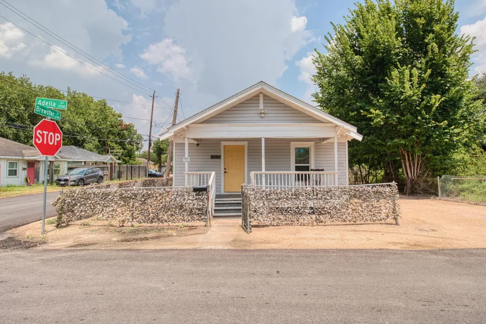 3201 Adelia Street Houston, TX 77026