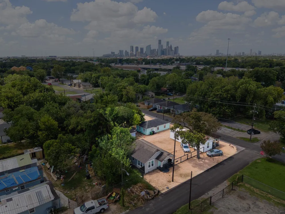 3201 Adelia Street Houston, TX 77026