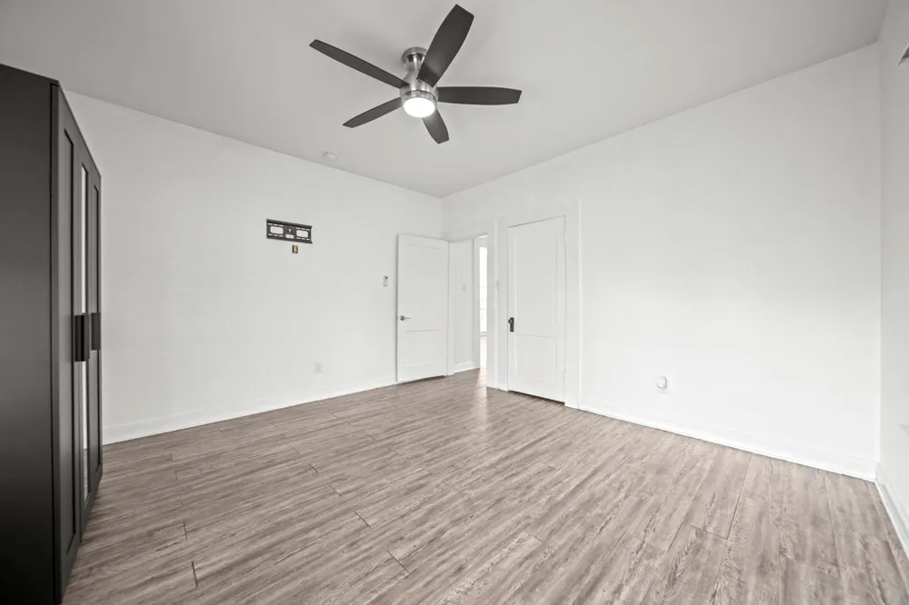 5711 Sherman Street Houston, TX 77011