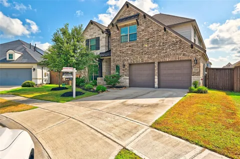 6211 Shore Ridge Court