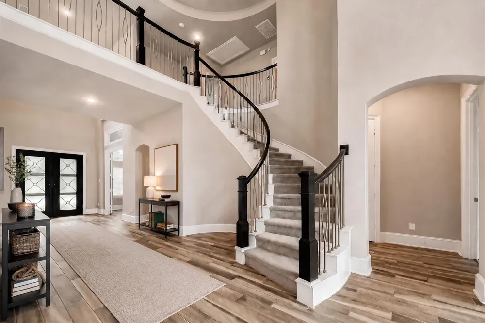 115 Winter Sunrise Circle Tomball, TX 77375