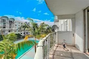 488 NW 165th St Rd #B-412 Miami, FL 33169