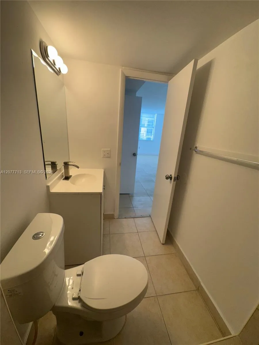 488 NW 165th St Rd #B-412 Miami, FL 33169