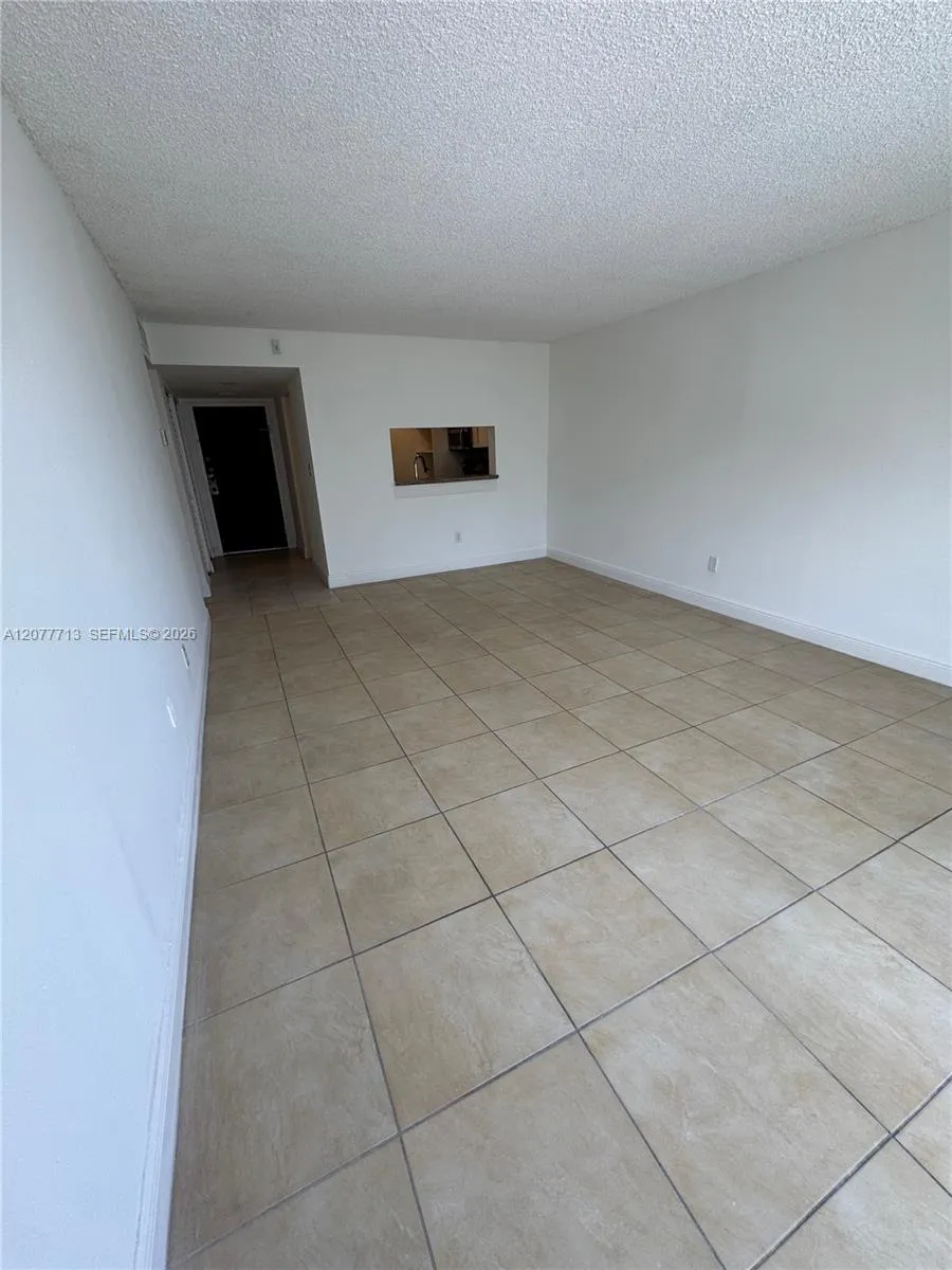 488 NW 165th St Rd #B-412 Miami, FL 33169
