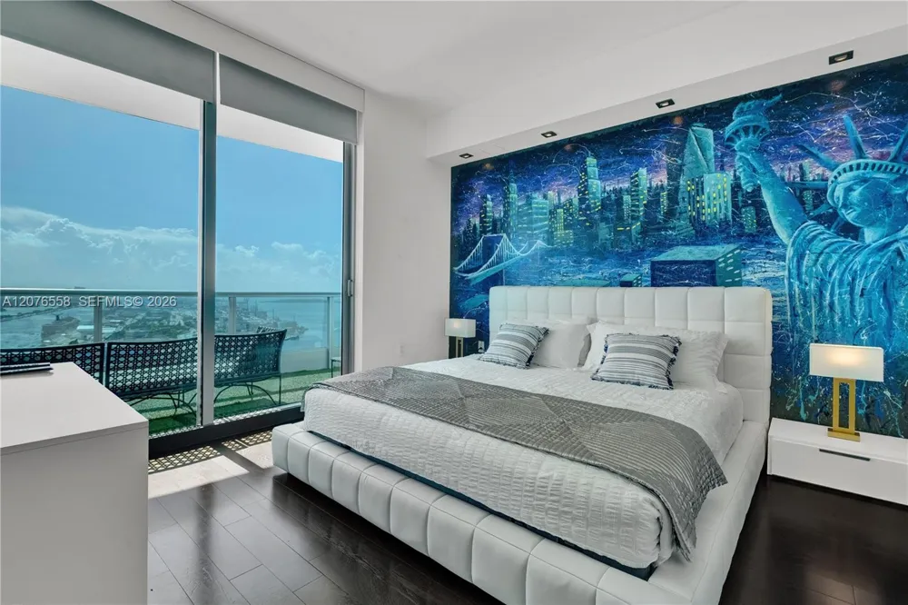 900 Biscayne Blvd #4403 Miami, FL 33132