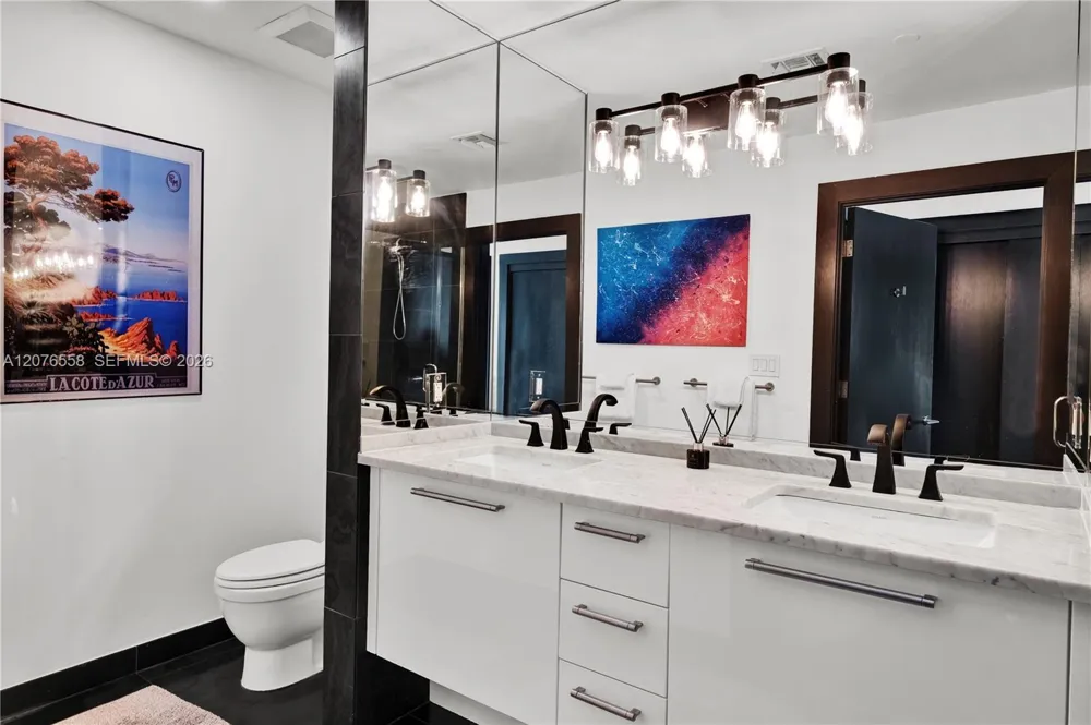 900 Biscayne Blvd #4403 Miami, FL 33132