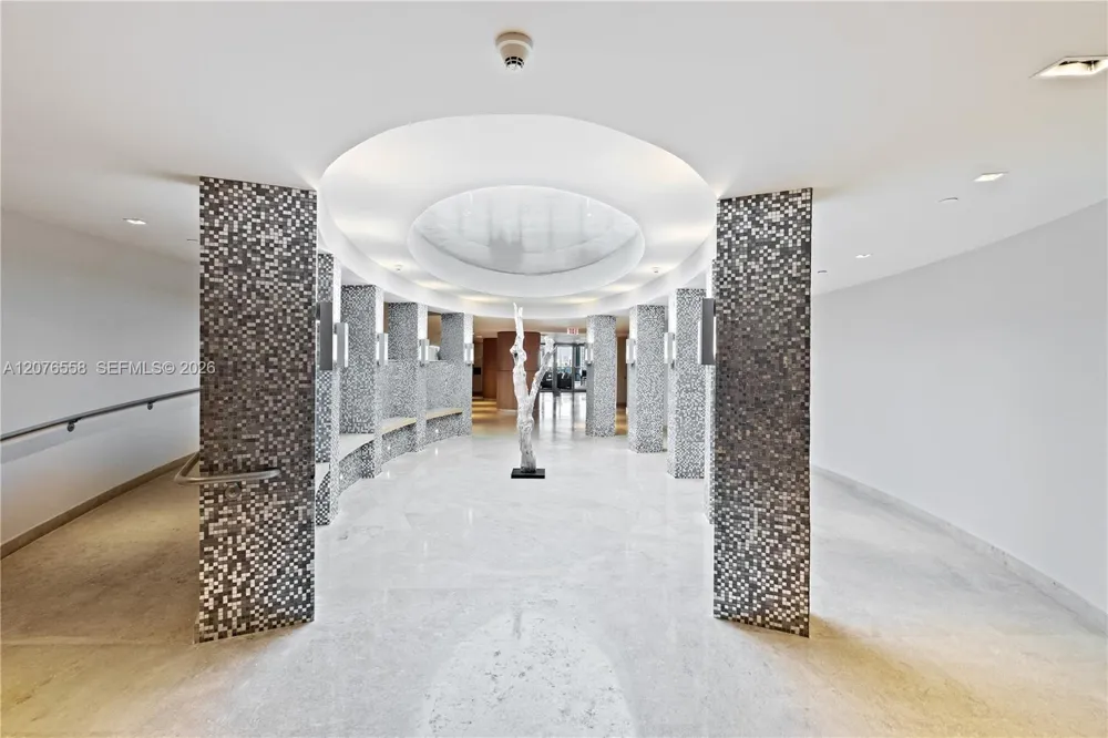 900 Biscayne Blvd #4403 Miami, FL 33132
