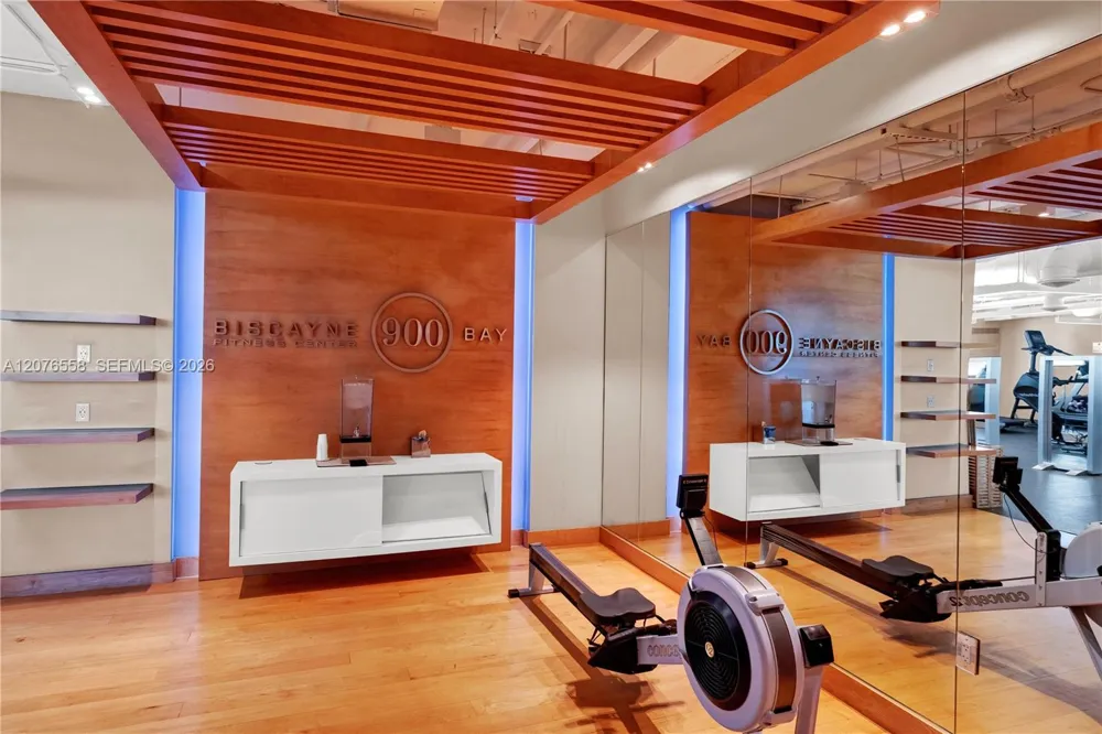 900 Biscayne Blvd #4403 Miami, FL 33132