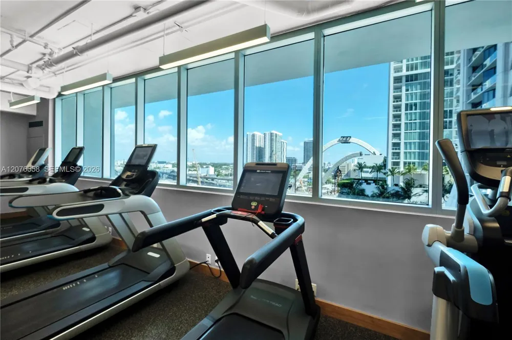 900 Biscayne Blvd #4403 Miami, FL 33132