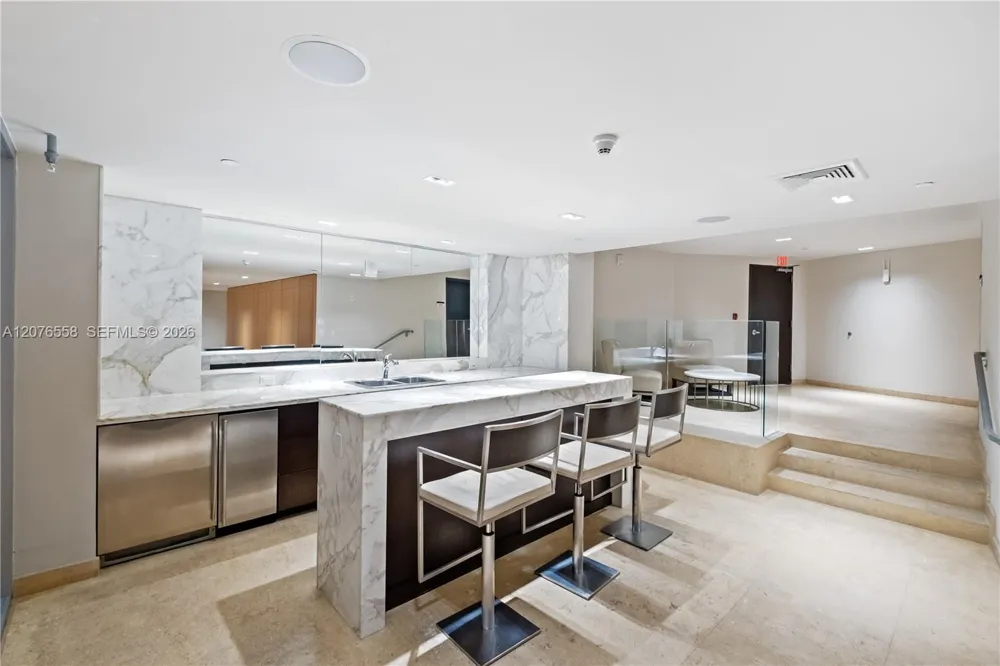 900 Biscayne Blvd #4403 Miami, FL 33132