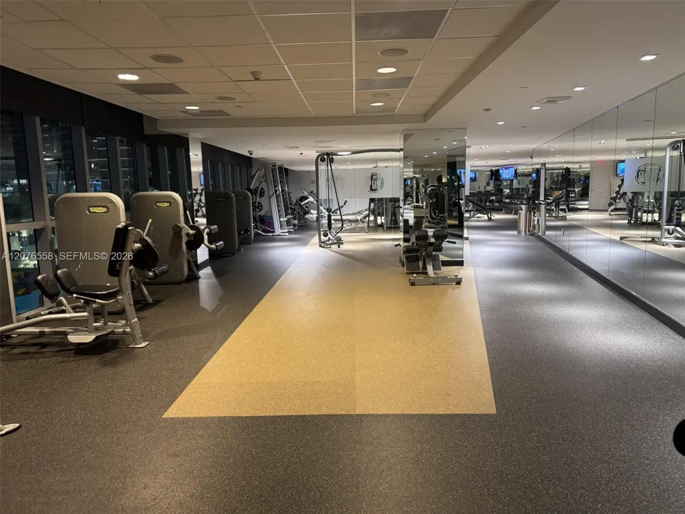 900 Biscayne Blvd #4403 Miami, FL 33132
