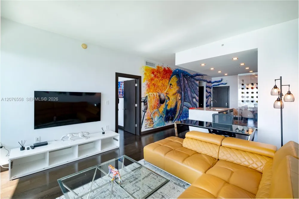 900 Biscayne Blvd #4403 Miami, FL 33132