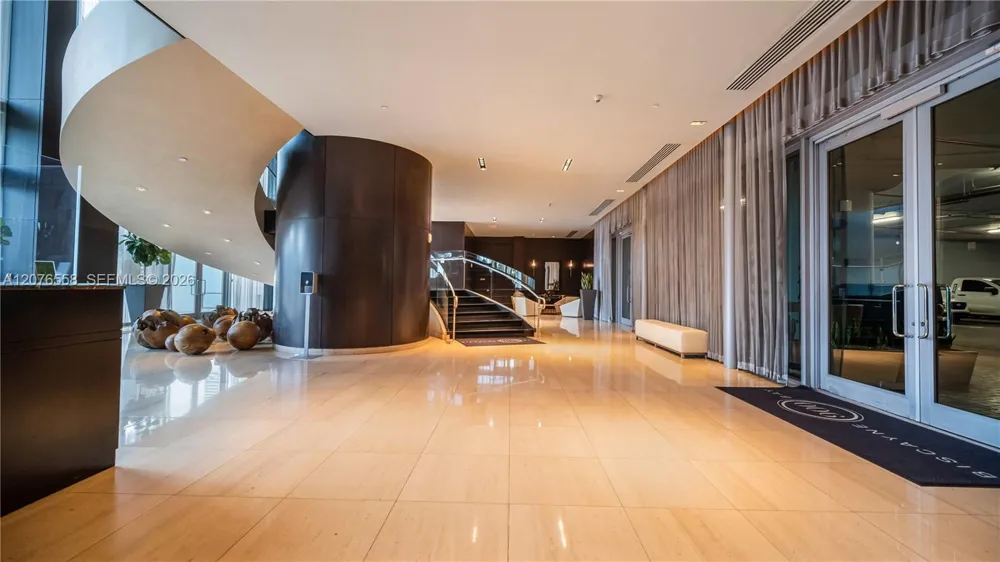 900 Biscayne Blvd #4403 Miami, FL 33132