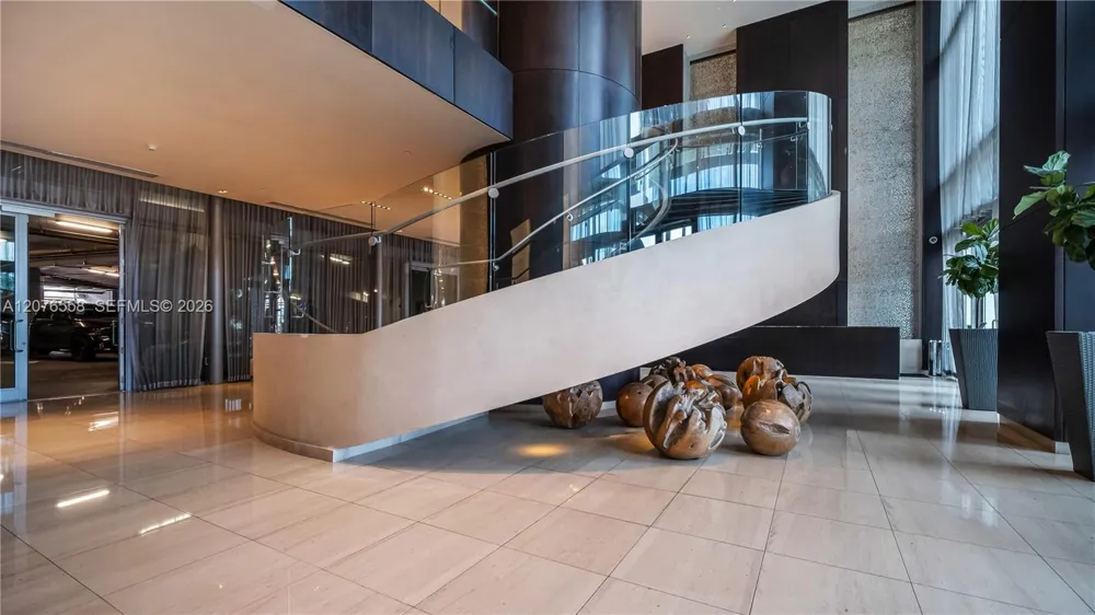 900 Biscayne Blvd #4403 Miami, FL 33132