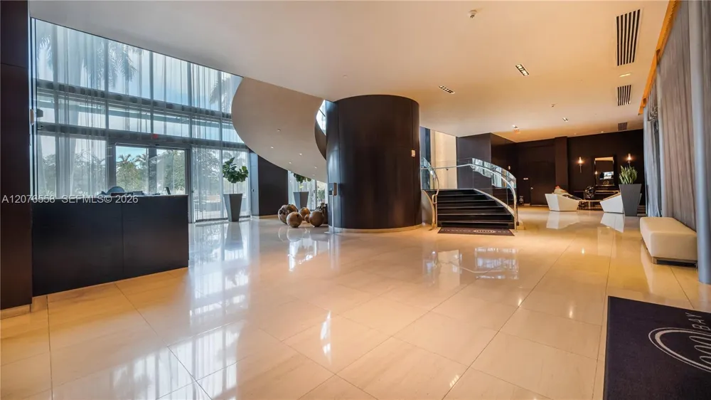 900 Biscayne Blvd #4403 Miami, FL 33132
