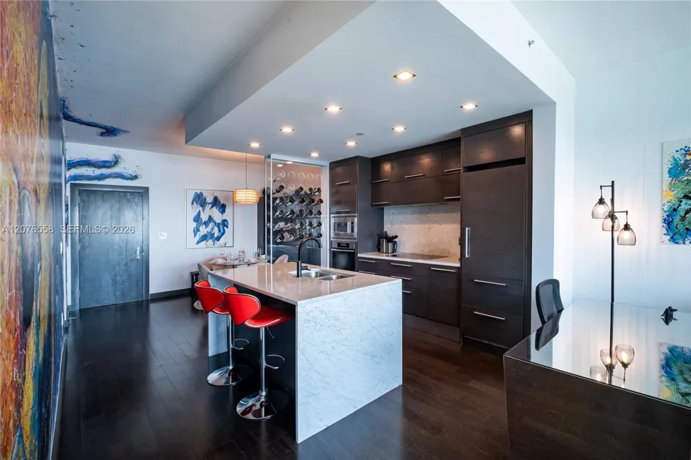 900 Biscayne Blvd #4403 Miami, FL 33132