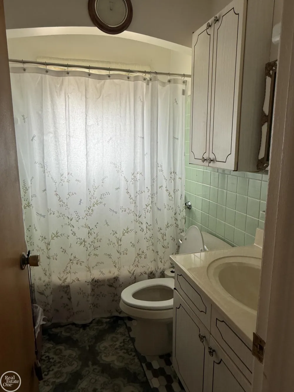 21009 Danbury Street Clinton Charter Township, MI 48035