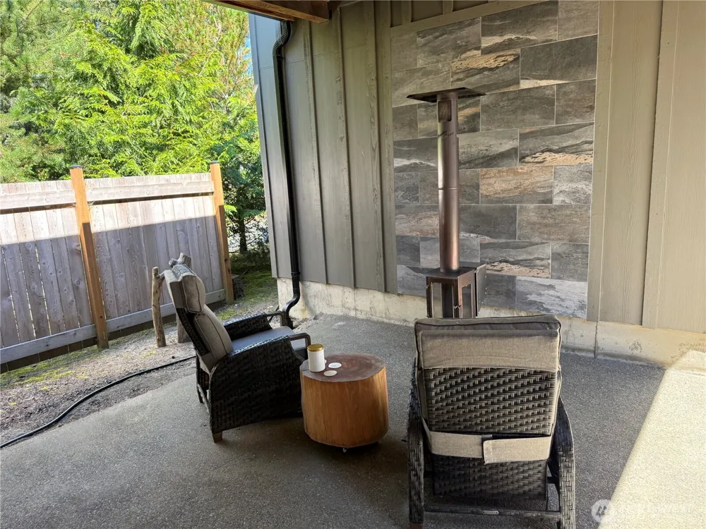 813 Salmonbery Beach Grayland, WA 98547