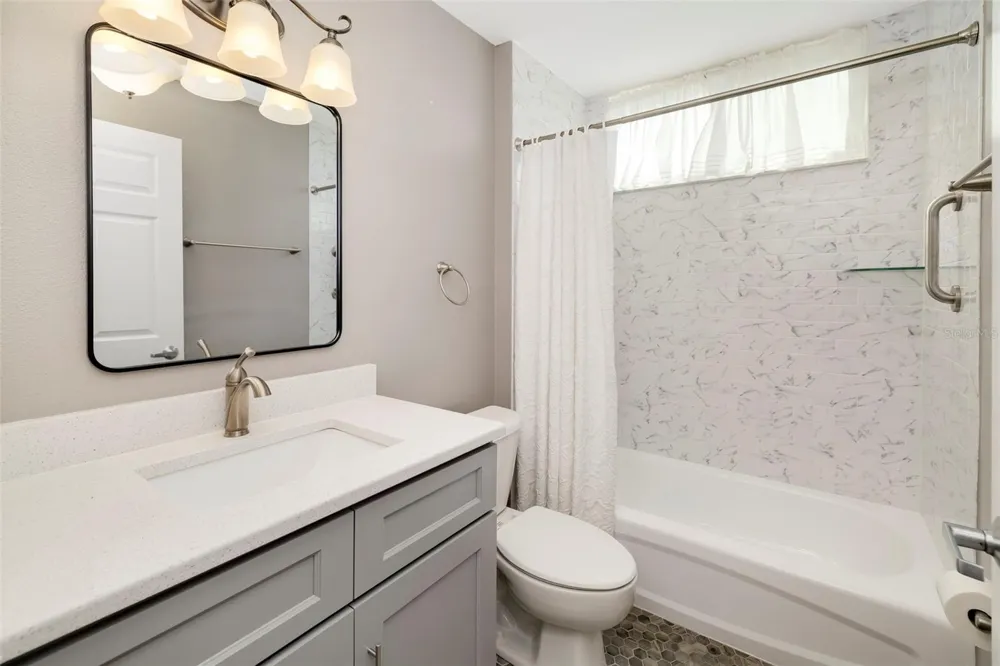 7107 BOCA GROVE PLACE #104 Lakewood Ranch, FL 34202
