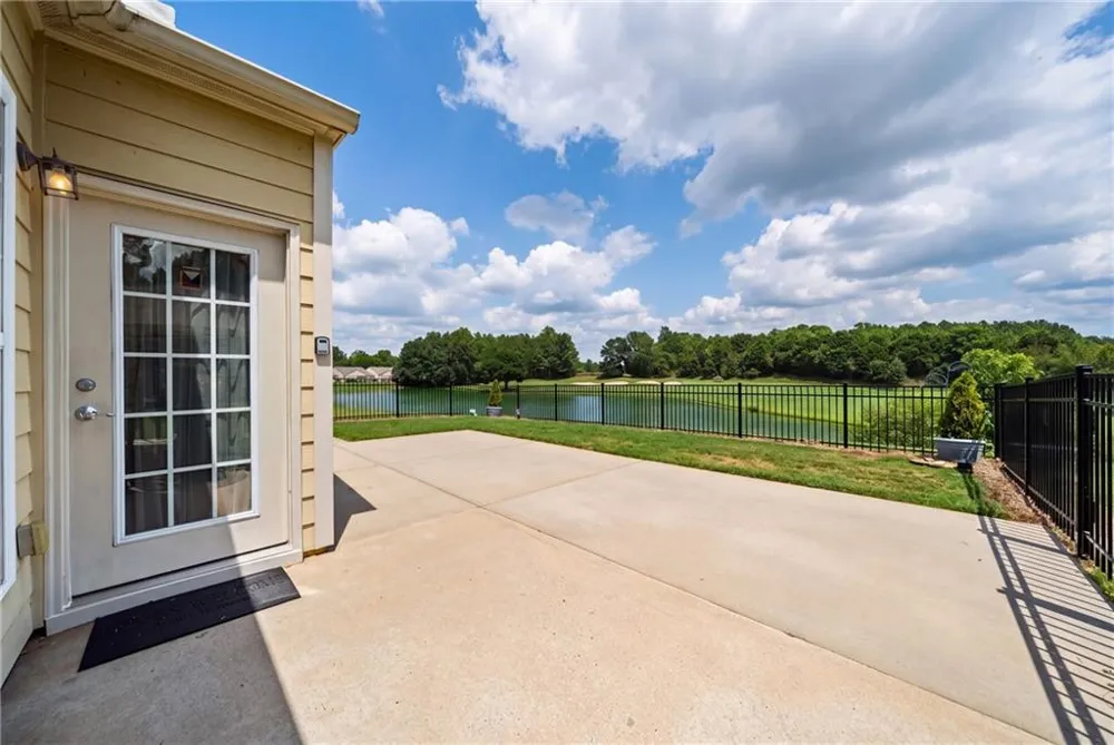 421 Beacon Court Griffin, GA 30223