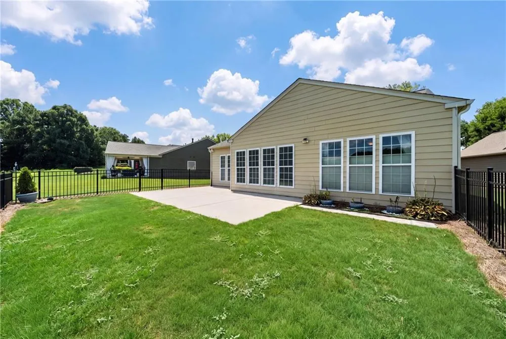 421 Beacon Court Griffin, GA 30223