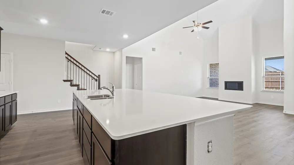 4176 Waldron Trail Forney, TX 75126