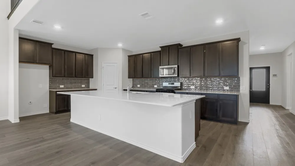 4176 Waldron Trail Forney, TX 75126
