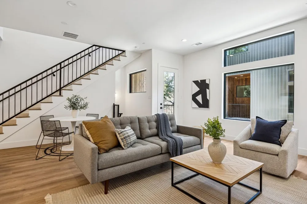 2147 Mail Avenue #102 Dallas, TX 75235