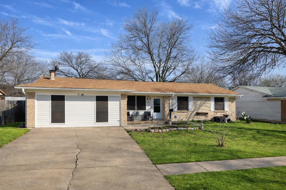 639 Yale Drive Lancaster, TX 75134