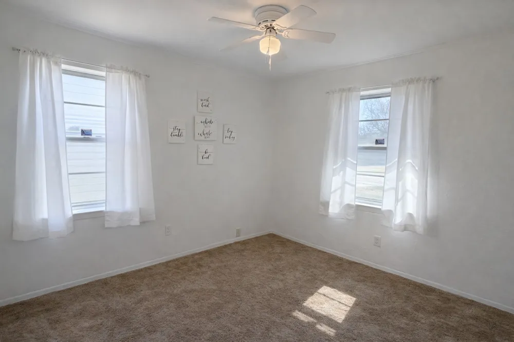 639 Yale Drive Lancaster, TX 75134