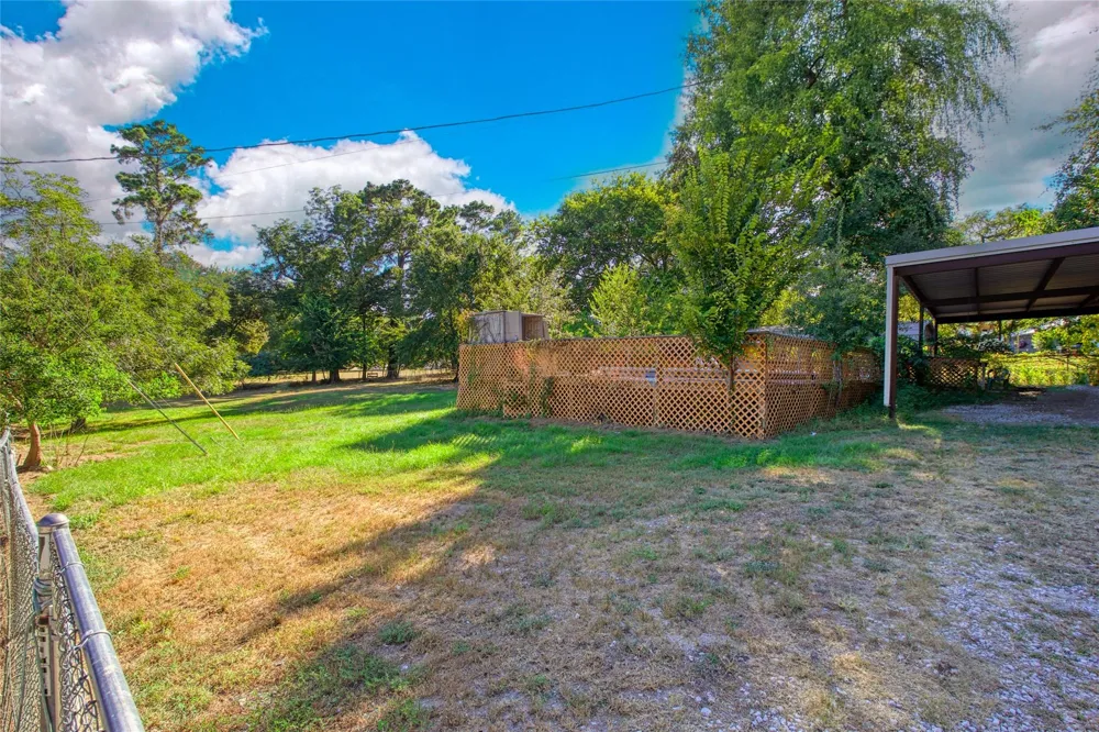 7 Lee Drive Huntsville, TX 77320