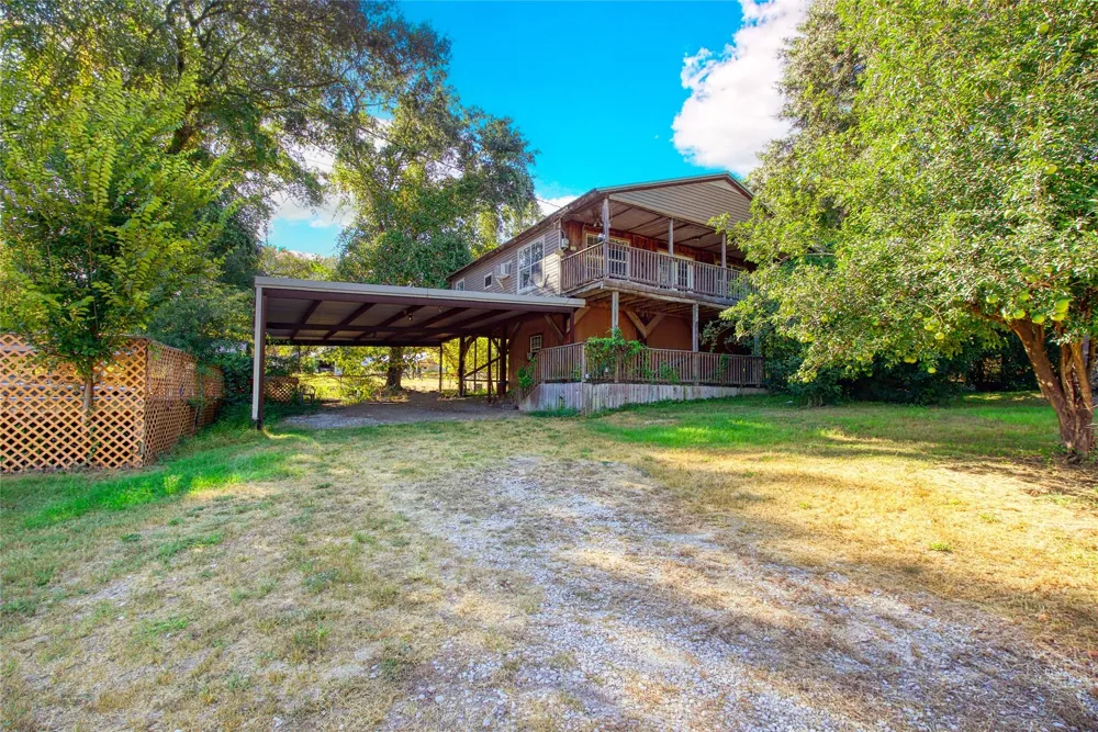 7 Lee Drive Huntsville, TX 77320