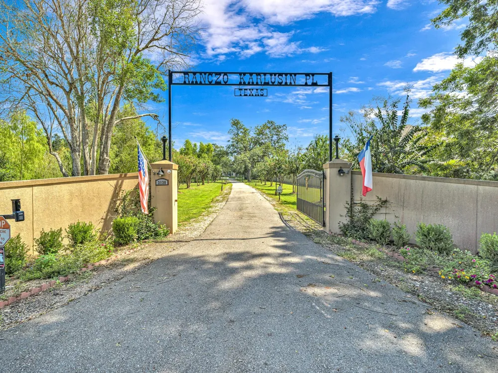 3130 Bowser Road Fulshear, TX 77441