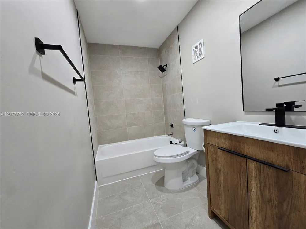 17120 SW 94th Ave #404 Palmetto Bay, FL 33157