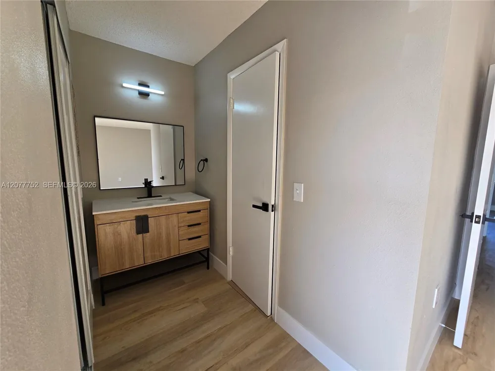 17120 SW 94th Ave #404 Palmetto Bay, FL 33157