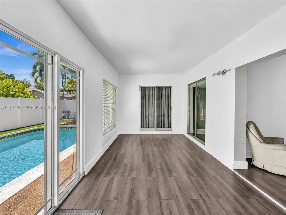 6520 SW 7th Ct North Lauderdale, FL 33068