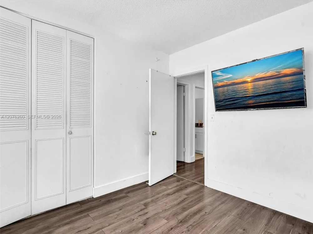 6520 SW 7th Ct North Lauderdale, FL 33068