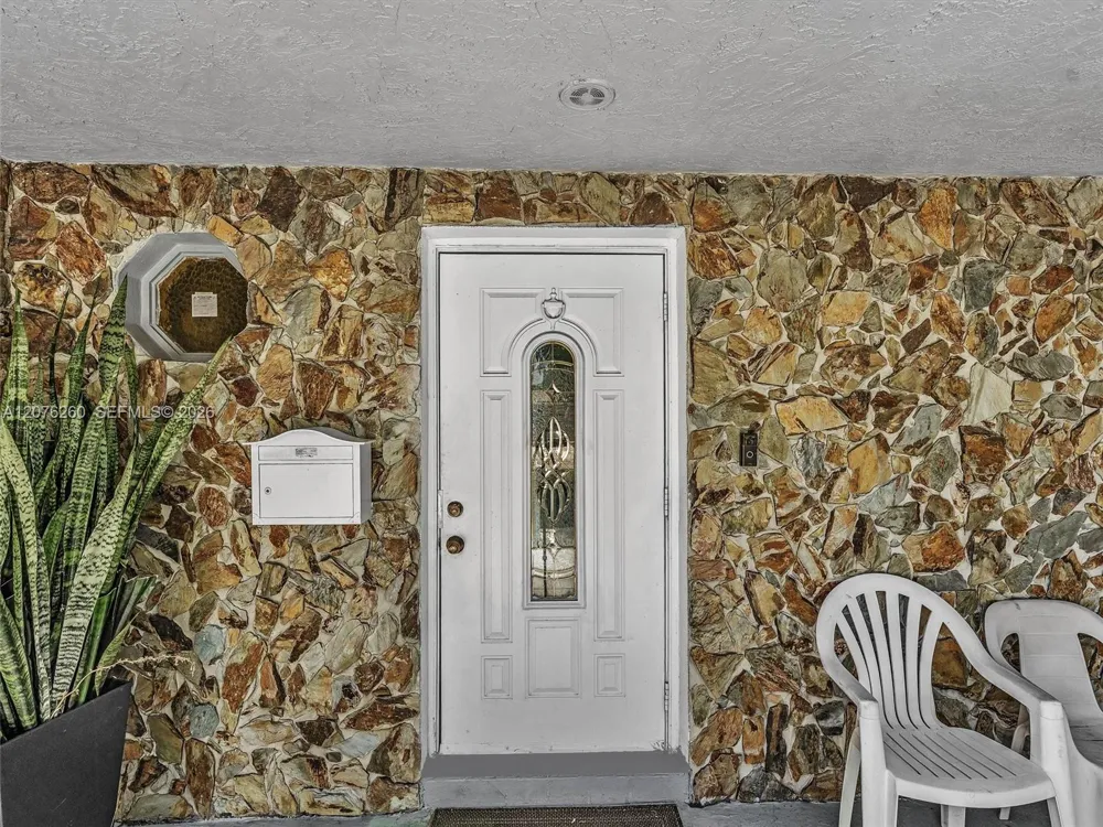 6520 SW 7th Ct North Lauderdale, FL 33068