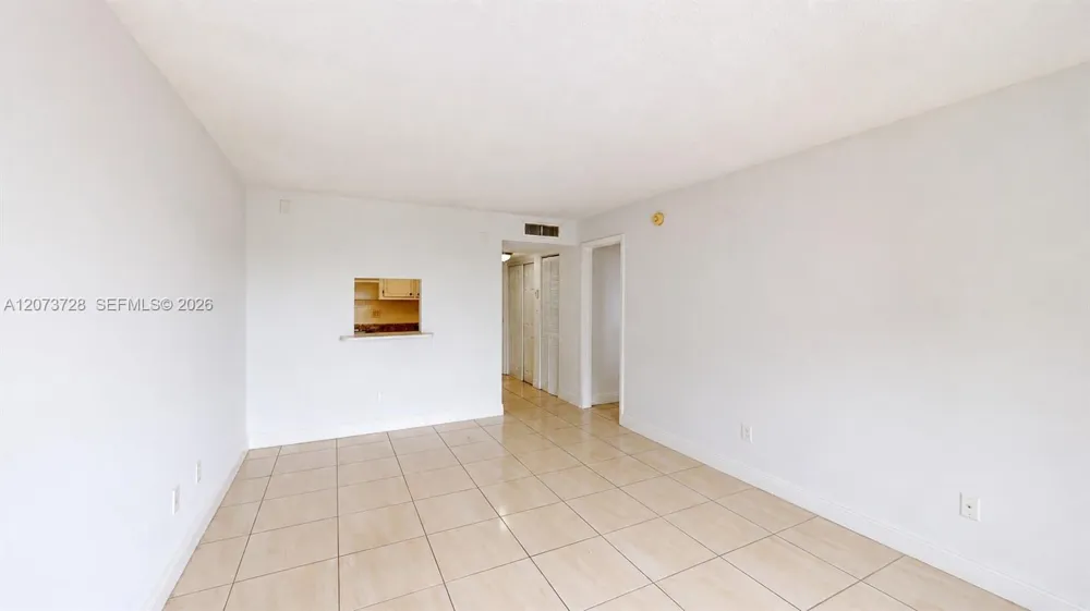 14201 Kendall Dr #401D Miami, FL 33186