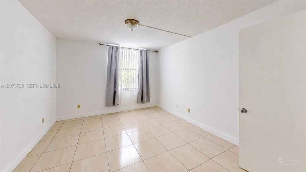 14201 Kendall Dr #401D Miami, FL 33186
