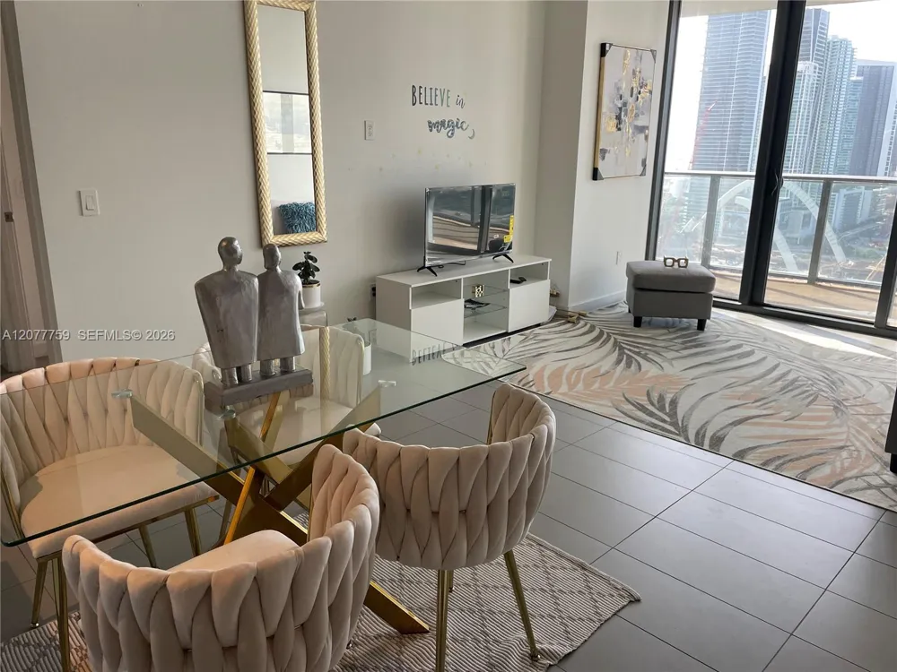 1600 NE 1st Ave #2909 Miami, FL 33132
