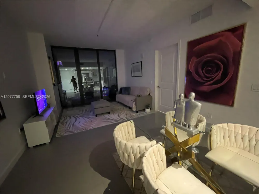 1600 NE 1st Ave #2909 Miami, FL 33132