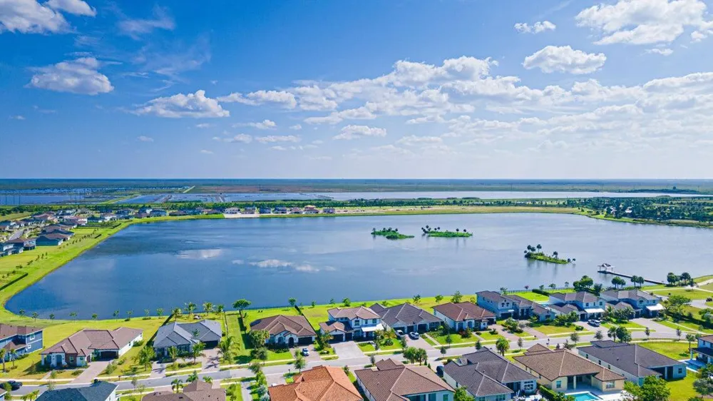 1061 Haywagon Trail Loxahatchee, FL 33470