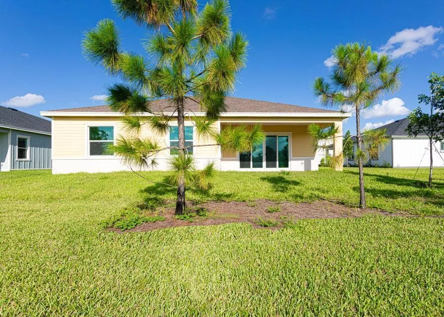1061 Haywagon Trail Loxahatchee, FL 33470