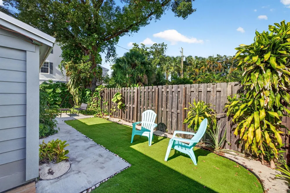 2702 NE 9TH AVENUE #1/2 Wilton Manors, FL 33334