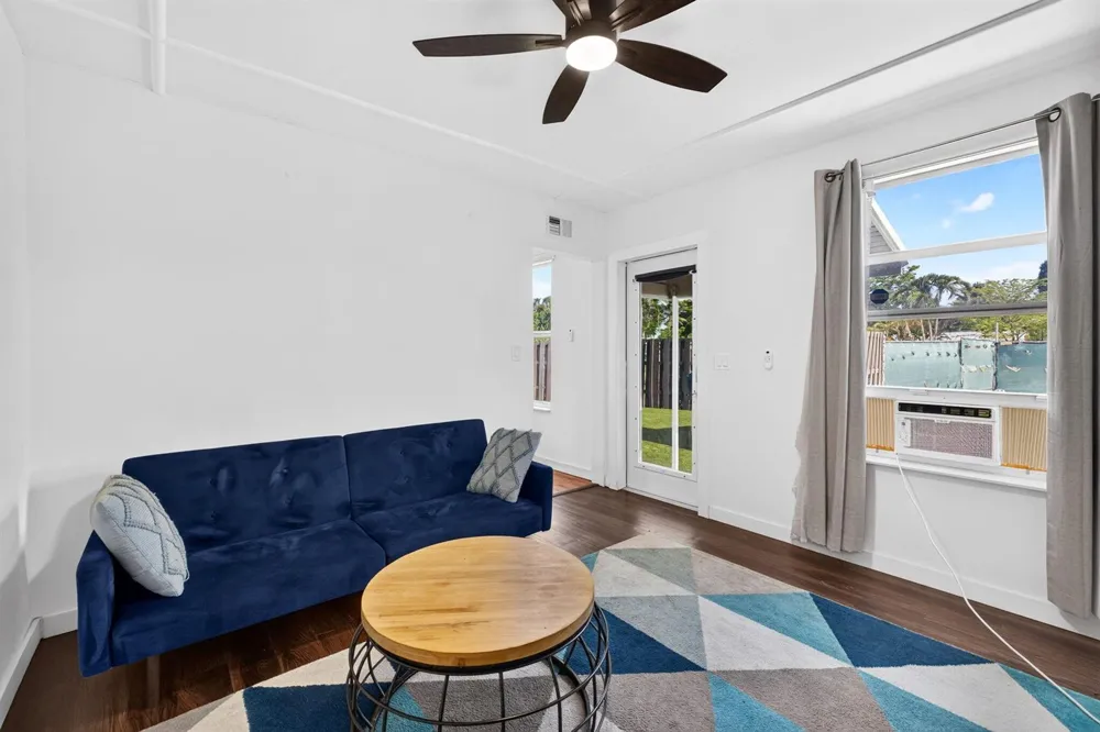 2702 NE 9TH AVENUE #1/2 Wilton Manors, FL 33334